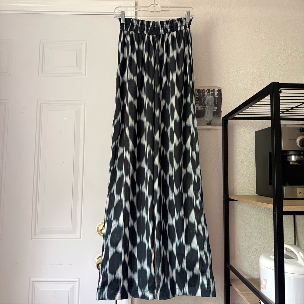 DIARRABLU‎ white navy black tie dye ikat wide leg trousers